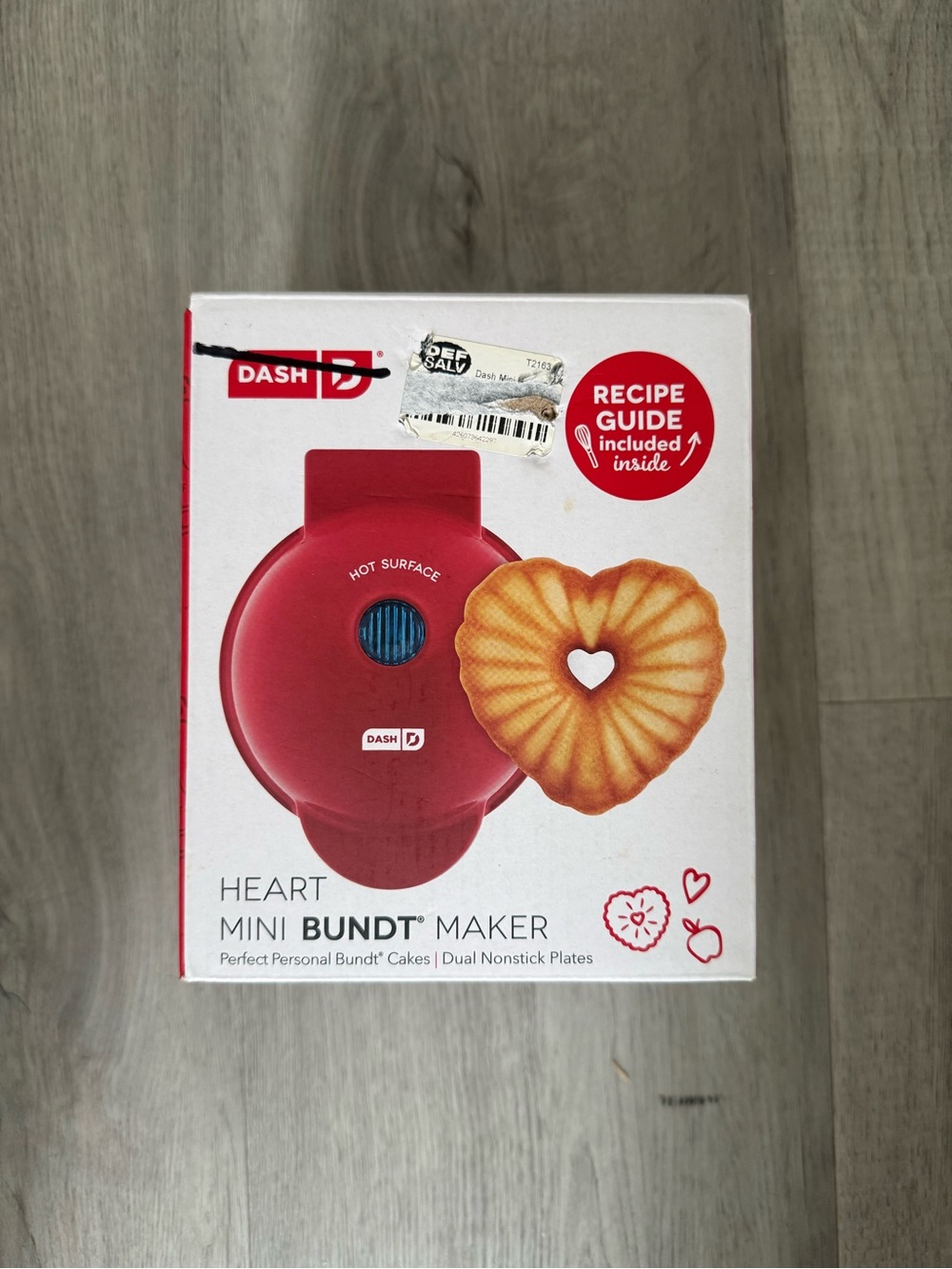 ❤️ Dash Heart Mini Bundt Maker - Nonstick Personal Cake Machine